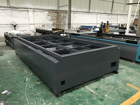 Оптоволоконный лазерный станок для резки металла MetalTec 1530 BL (MAX-1000 W) купить в Новосибирске - rodan.ru